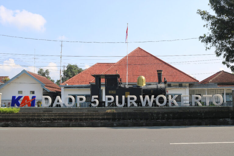 KAI-Daop-5-Purwokerto-2
